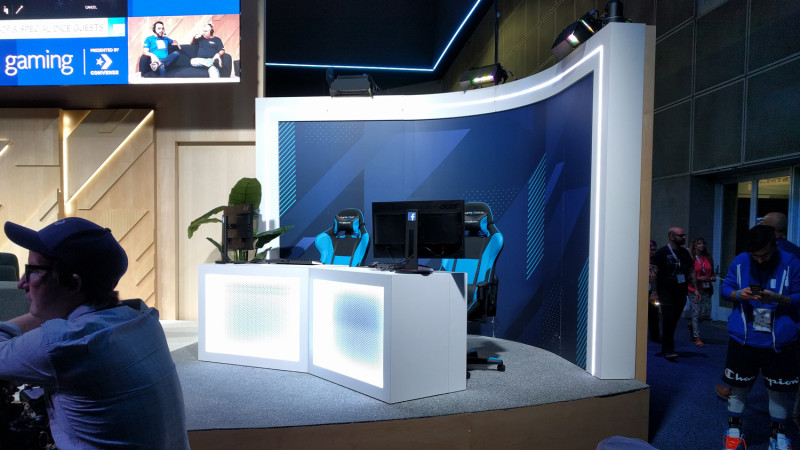 See? There's blue gaming chair hard at work again. I told you!