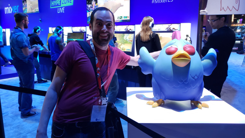 Anyway, the real story here is how versatile hover hands are. They work on everything! Including: crazy birds...