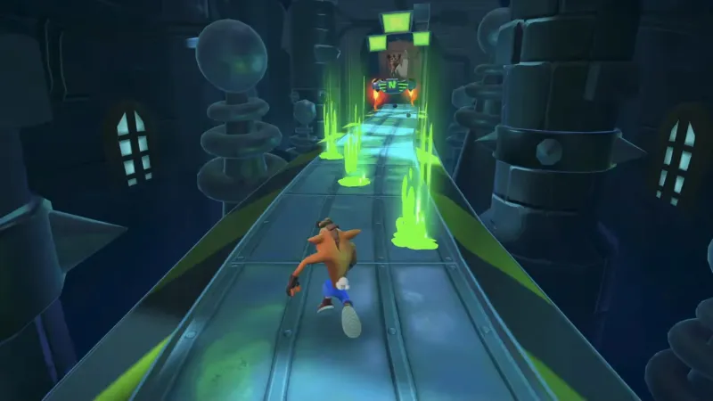 Crash Bandicoot: On the Run Crash Bandicoot: On the Run