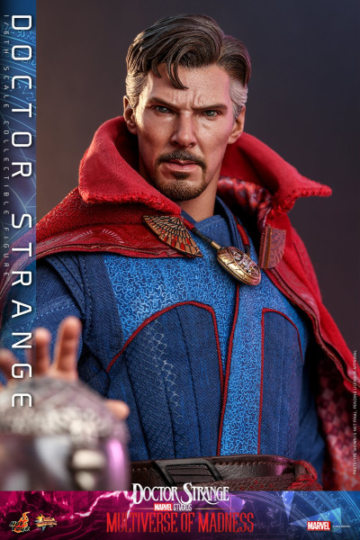 La nueva figura de acción de Doctor Strange es aterradoramente realista, tiene víboras de brazo