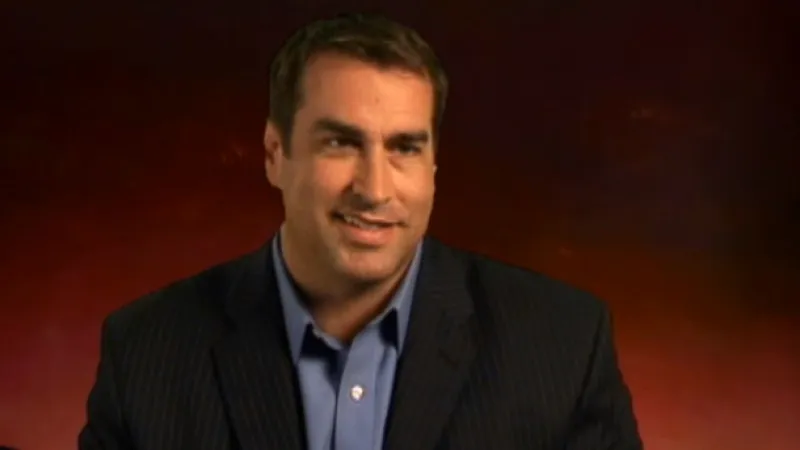 Daily Show Alum Rob Riggle To Play Frank West In Dead Rising ...